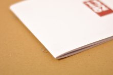 Reliure avec agrafes omega