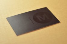 Impression premium avec vernis sélectif sur pelliculage mat