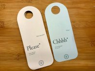 impression accroche porte sur papier recyclé + découpe en petite quantité