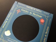 Impression UV à plat + découpe "CutContour" sur papier Old Mill 300g d'un prototype de boîte de gâteaux