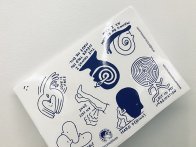Planche de stickers en papier + vernis machine